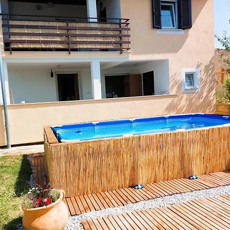 Caroiba Βίλα Karojba