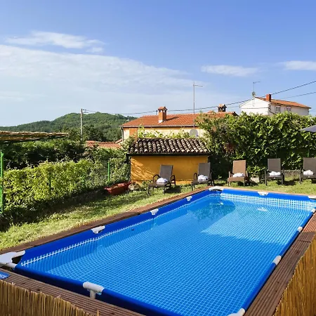 Caroiba Villa