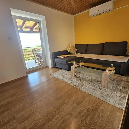 Caroiba Villa *